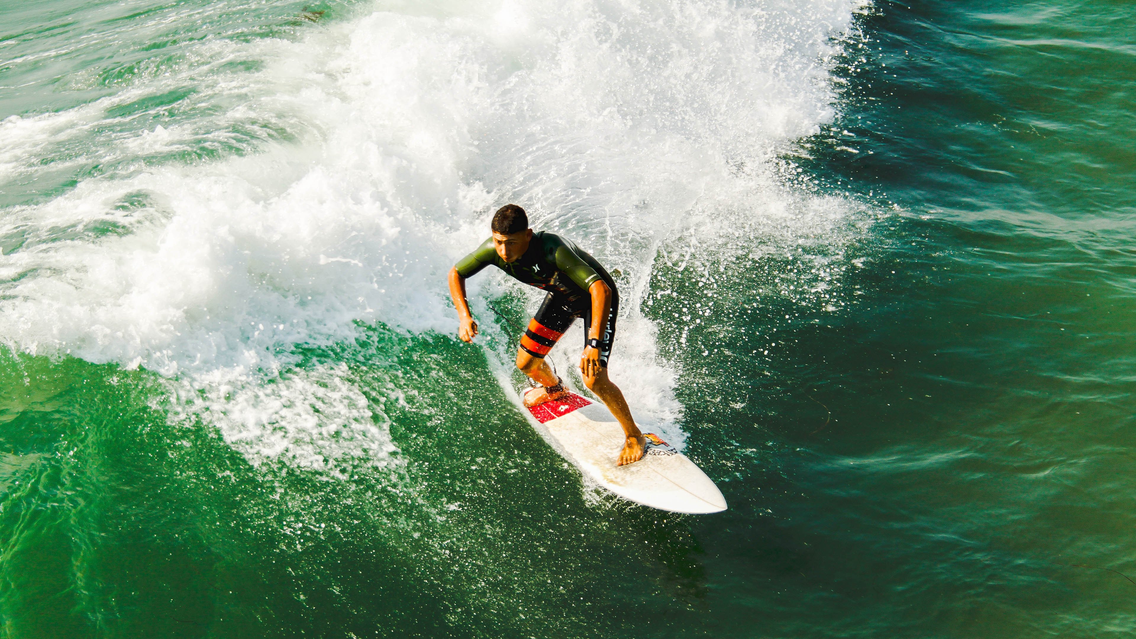 星空娱乐中国官网-逆境中的“强者”故事！